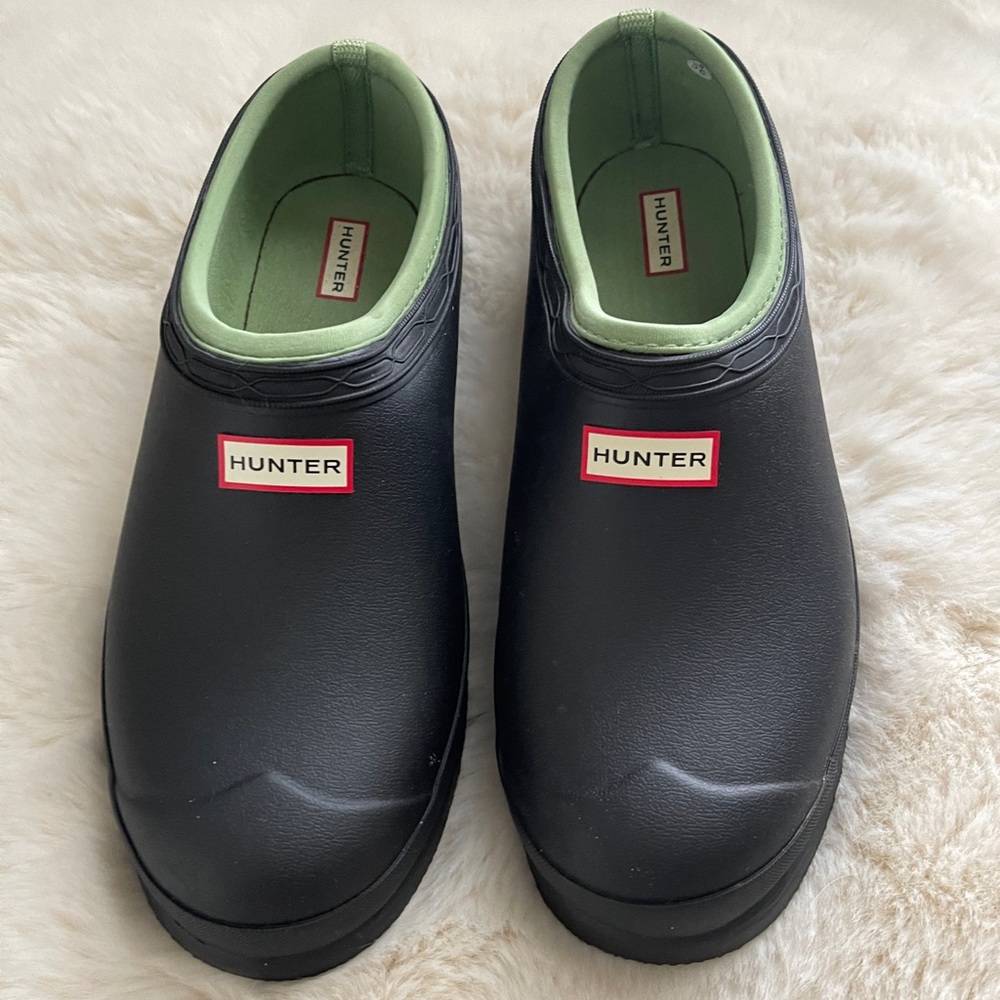 HUNTER Gardener Neo Lined Clogs Women’s Sz 10 US - Black w Grass Green lining
